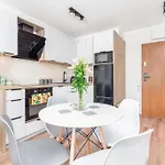 Modern Riverside With Free Parking Space Apartament *