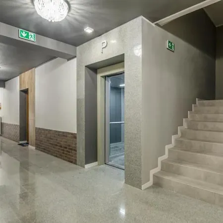 Modern Riverside With Free Parking Space Stettin