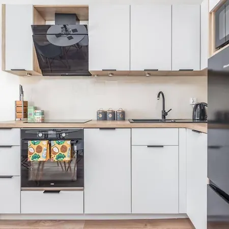 Modern Riverside With Free Parking Space Stettin