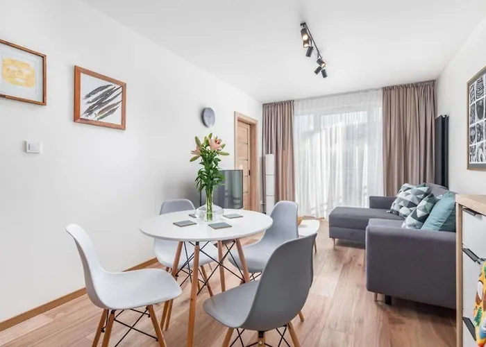 Modern Riverside With Free Parking Space